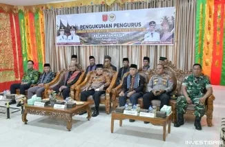 Bupati Agam, Ir H Benni Warlis MM Dt Tan Batuah menghadiri Pengukuhan Pengurus Lembaga Kerapatan Adat Alam Minangkabau (LKAAM)