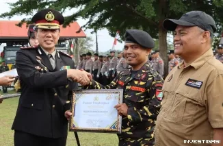 Ketua GP Ansor Sijunjung Terima Penghargaan Kapolres pada HUT Bhayangkara ke-80, Banser Dinilai Berjasa Jaga Harkamtibmas