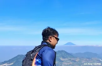 Gunung Prau 2.590 Mdpl: Panorama Memukau, Fasilitas Dasar Masih Tertinggal