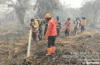 Jinakkan Karhutla, Polres Bengkalis Bersama TNI, BPBD, Manggala Agni, MPA dan PT TKWL Berjibaku di Siak Kecil dan Mandau