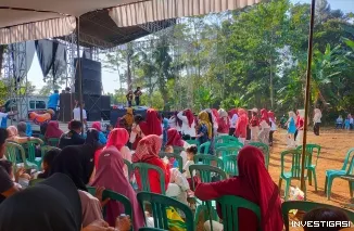 Ratusan Warga RT 03 RW 07 Desa Kepuk Antusias Ikuti Jalan Sehat HUT ke-81 RI