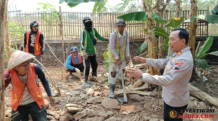 Antisipasi Karhutla di Musim Kemarau, Kapolsek Pecangaan Turun Langsung Gencarkan Patroli Dialogis dan Edukasi Warga