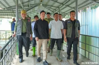Didampingi Gubernur dan Wagub Sumbar, Wapres Gibran Jenguk Korban Banjir Bandang di RSUD Arosuka
