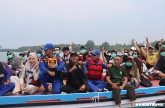 Patroli Kolaborasi Polres Lampung Selatan-BKSDA di Krakatau, Speedboat Wisatawan Berbalik Arah