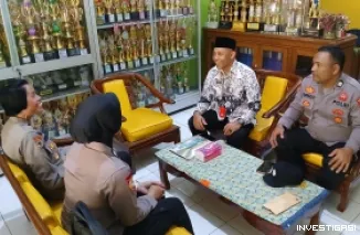 Ajak Anak Disiplin Sejak Dini, Kasat Binmas Polres Batang Pimpin Binluh di SDN Proyonanggan 5