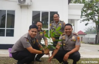 Dukung Program Green Policing Kapolda Riau, Polres Bengkalis Ajak Masyarakat Peduli Lingkungan dan Tanam Pohon