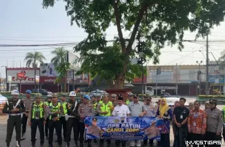 Operasi Patuh Candi 2026, Satlantas Polresta Pati Bagikan Helm dan Souvenir kepada Pengguna Jalan