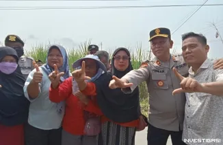 Ratusan warga sekecamatan  Secanggang melakukan aksi damai